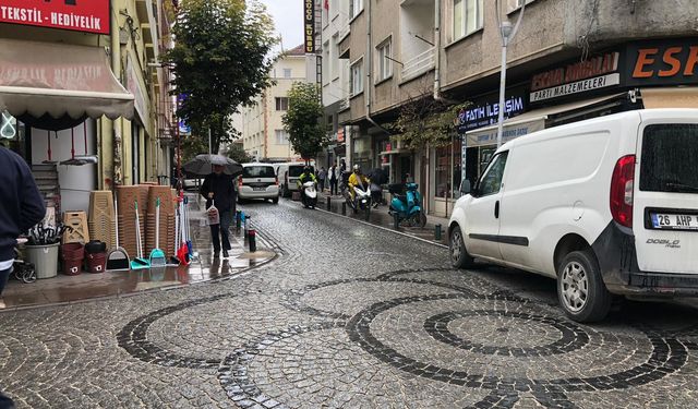 Eskişehir'de sağanak yağış etkili oldu!