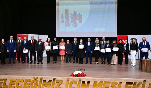 Vali Hüseyin Aksoy: “Şiddet, insan onuruna ve toplumsal dokumuza tehdittir”