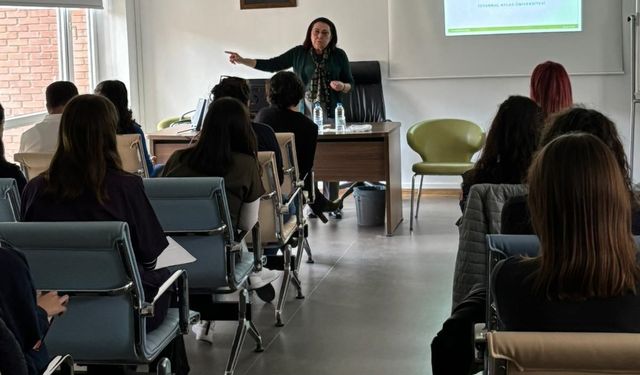 Prof. Dr. Ege: “Kekemelik çok faktörlü bir süreçtir”