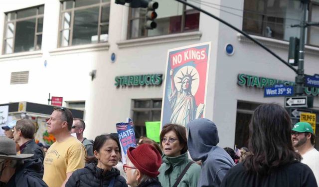 New York’ta "Krallara Hayır" protestosu!