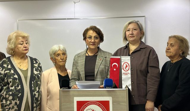 Doç. Dr. Bahriye Üçok'u andılar