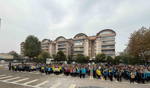 120O öğrenci derse sporla başlıyor