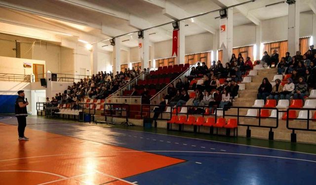 BŞEÜ’de "En İyi Narkotik Polisi Anne" projesi eğitimi düzenlendi