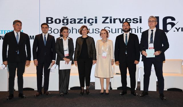 Başkan Ünlüce İstanbul'da Eskişehir'i anlattı