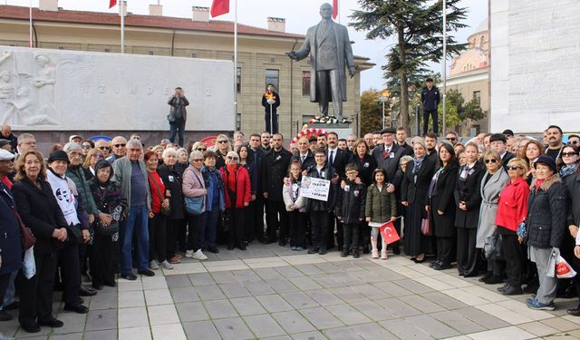 CHP Eskişehir'den anlamlı tören
