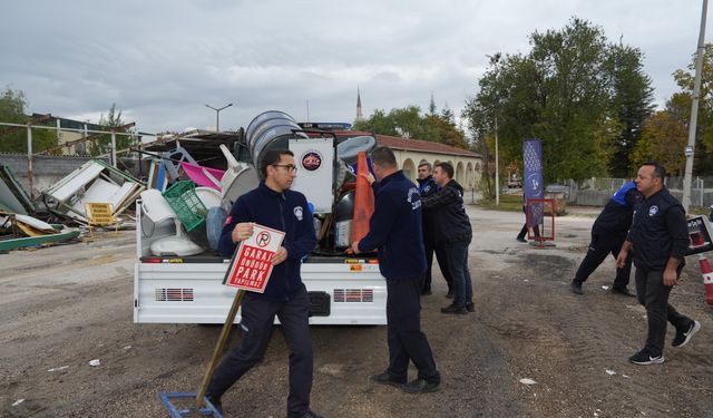 Eskişehir'de kaldırım işgaline denetim!