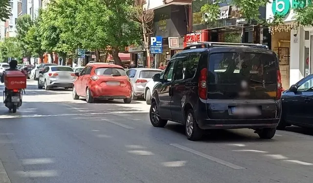 Eskişehir trafiğinde bu hatalar bitmiyor...