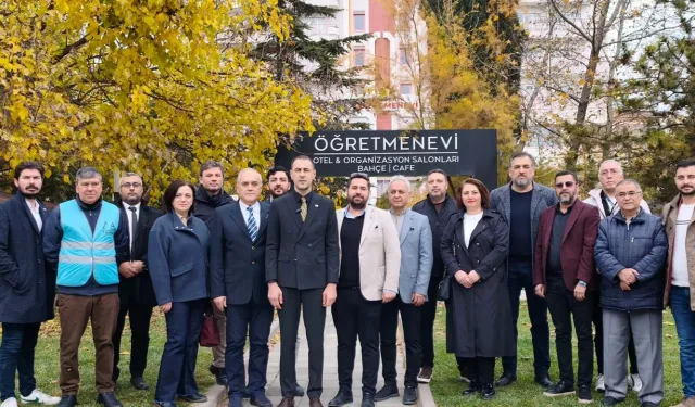 Eskişehir'de öğretmenlerin sorunlarını dile getirdiler!