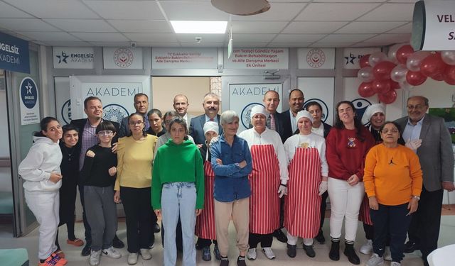 Eskişehir’de engelliler günü sergisi