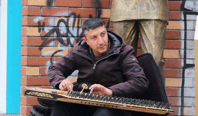 Eskişehir’de sokak sanatı soğuğa meydan okuyor