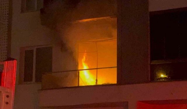 Ailesiyle tartıştı evini ateşe verdi!