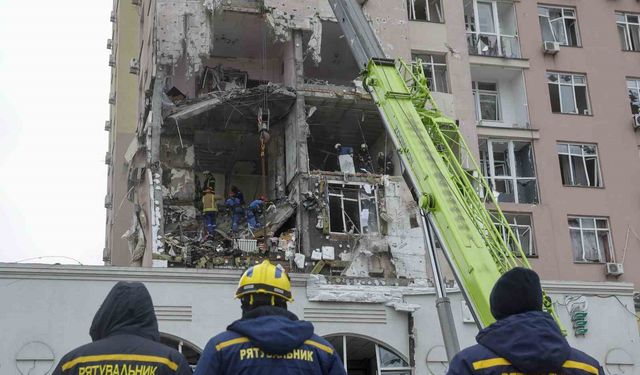 Rusya, Ukrayna'yı vurdu: 1 ölü, 30 yaralı