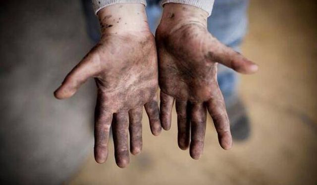 Çocuklar ucuz işgücü haline getiriliyor...