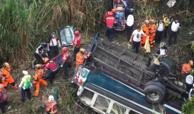 Otobüs uçuruma yuvarlandı: 15 ölü, 19 yaralı!