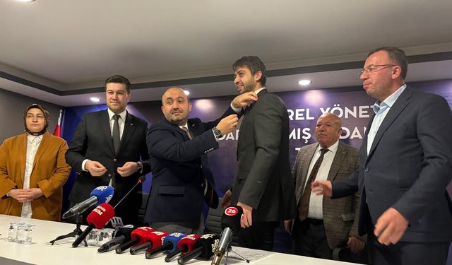 CHP'den ayrıldı AK Parti'ye katıldı!