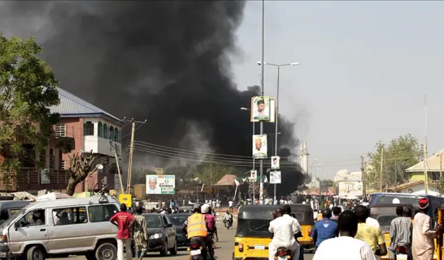 Nijerya'da camiye bombalı saldırı!