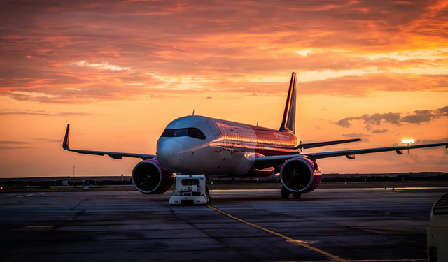 Uçakta sigara ve lazere rekor ceza