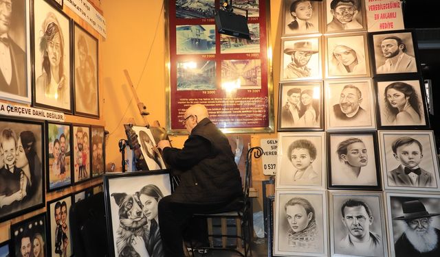 Münir Yeşil: Hayatını portrelere çizen usta