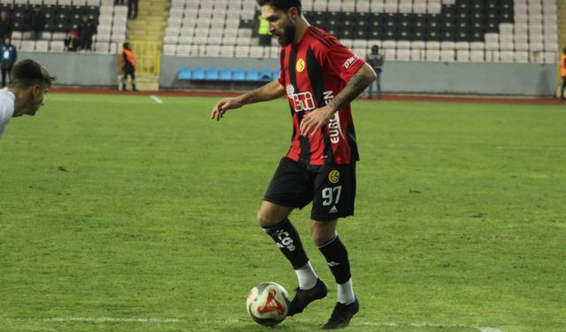 Elias Durmaz formayı giydi