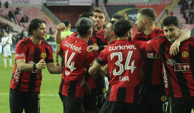 Eskişehirspor fırtına gibi başladı: 4 maç 20 gol!