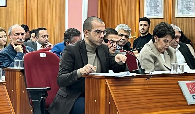 Emre Genç: "Asgari ücretliler ülkesiyiz"