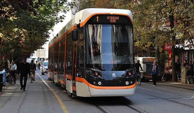 Tramvaylara kaçak binen yandı! Cezası dudak uçuklatıyor...