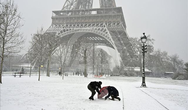 Fransa ve Bosna Hersek'i kar fırtınası vurdu: 6 ölü