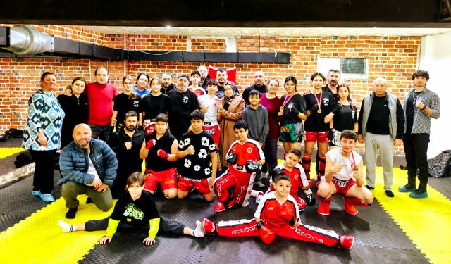 Kick boksa aile ilgisi!