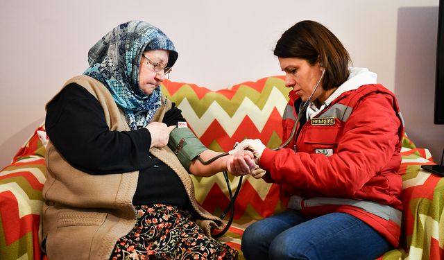 3 Bin 812 vatandaşa yardım eli uzattılar