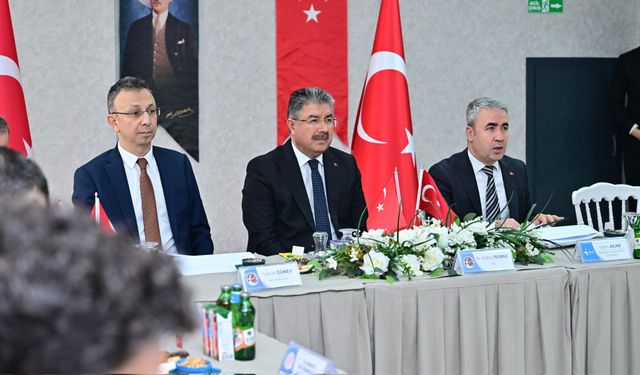 İŞKUR personeline Vali Yılmaz’dan teşekkür