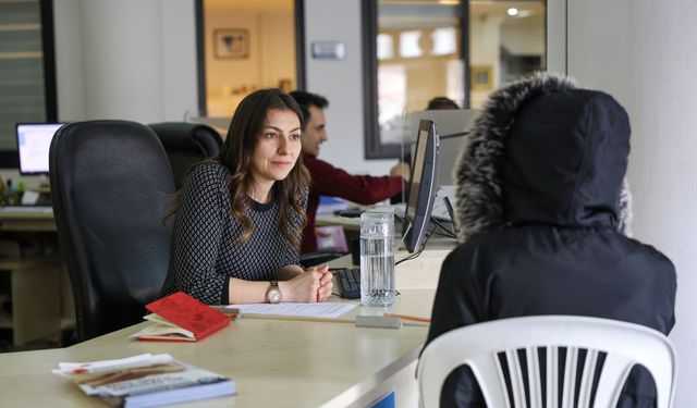 65 yaş üstü emeklilere destek: Emekli kartı şartları açıklandı