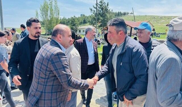 Bizim yollar bir türlü bitmiyor