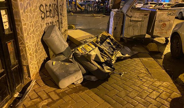 Yine kaldırımlar işgal altında!