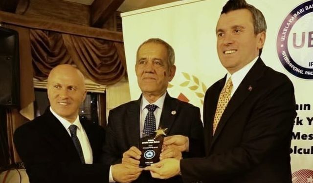 Yılmaz Karaca'ya 'Meslek Onur Ödülü'