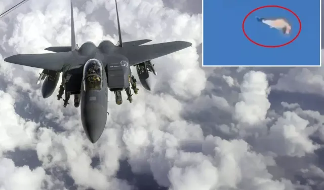 "Yenilmez uçak" Kuveyt'te düştü!