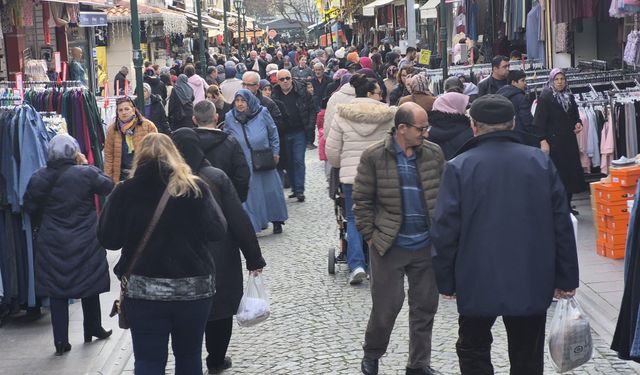 Vatandaşlar çarşıya akın etti!