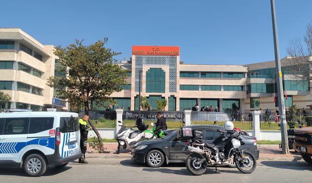 Kepez Kaymakamlığında silah sesleri duyuldu!