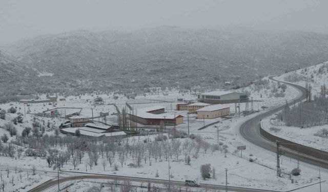 Konya beyaza büründü