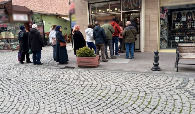 Eskişehir'de helvaya zam geldi ama ilgi azalmadı