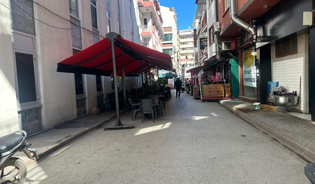 Kaldırımlar masa ve sandalyelerle işgal edildi!