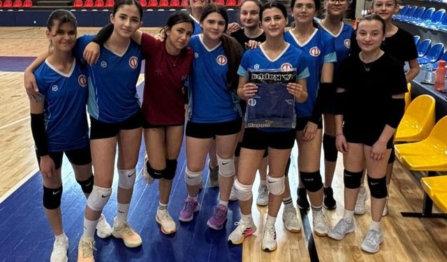 Yıldızlar yetişiyor!