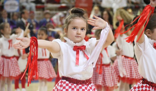 Coşku ve hüzün bir arada