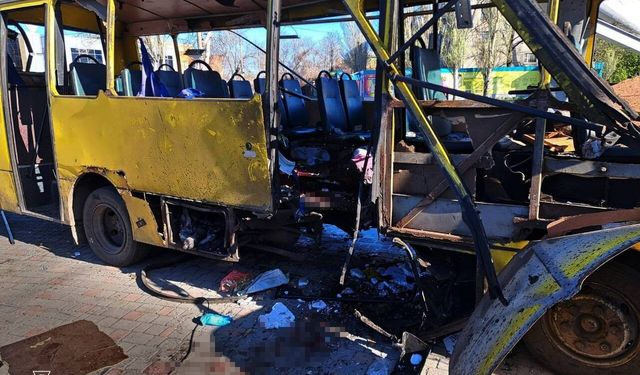 Ukrayna'da otobüse İHA'lı saldırı: 3 ölü, 12 yaralı