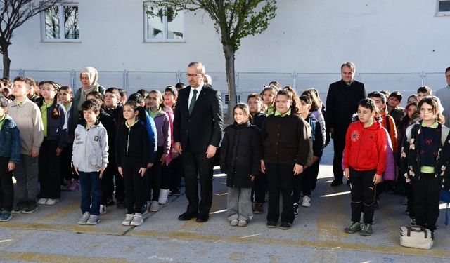 Eskişehir’de bayrak töreninde duygusal anlar