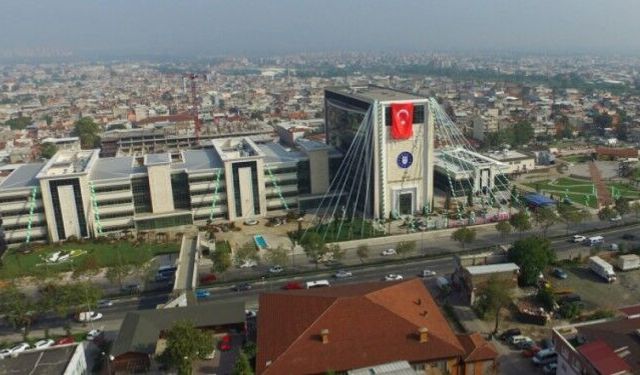Bursa Belediyesi AK Parti'ye geçti!