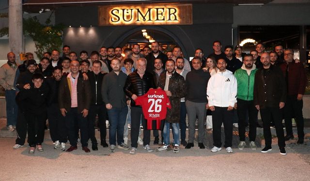 Moral yemeği yediler