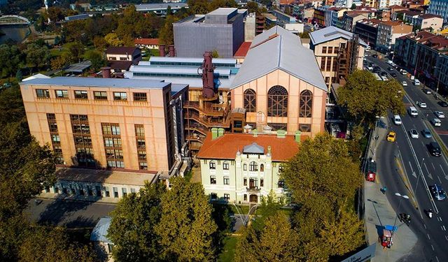 İstanbul'da o üniversite kapatıldı!
