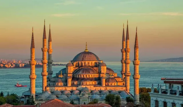 Türkiye’de en erken bayram namazı hangi ilde kılınacak?