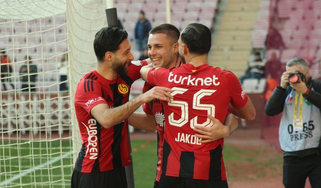 Transfer yasağına genç oyuncu esnekliği!