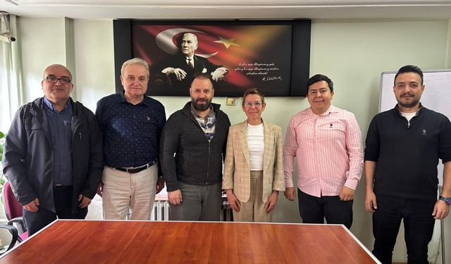 Büyükşehir Belediyesi'nden bayram ziyareti